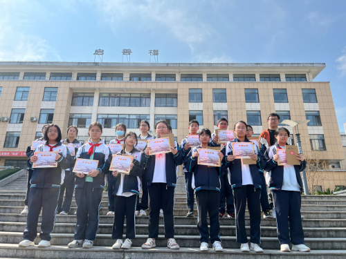 携一缕书香品一路芬芳庆元二中第十六届读书节之助力双减名著读后感